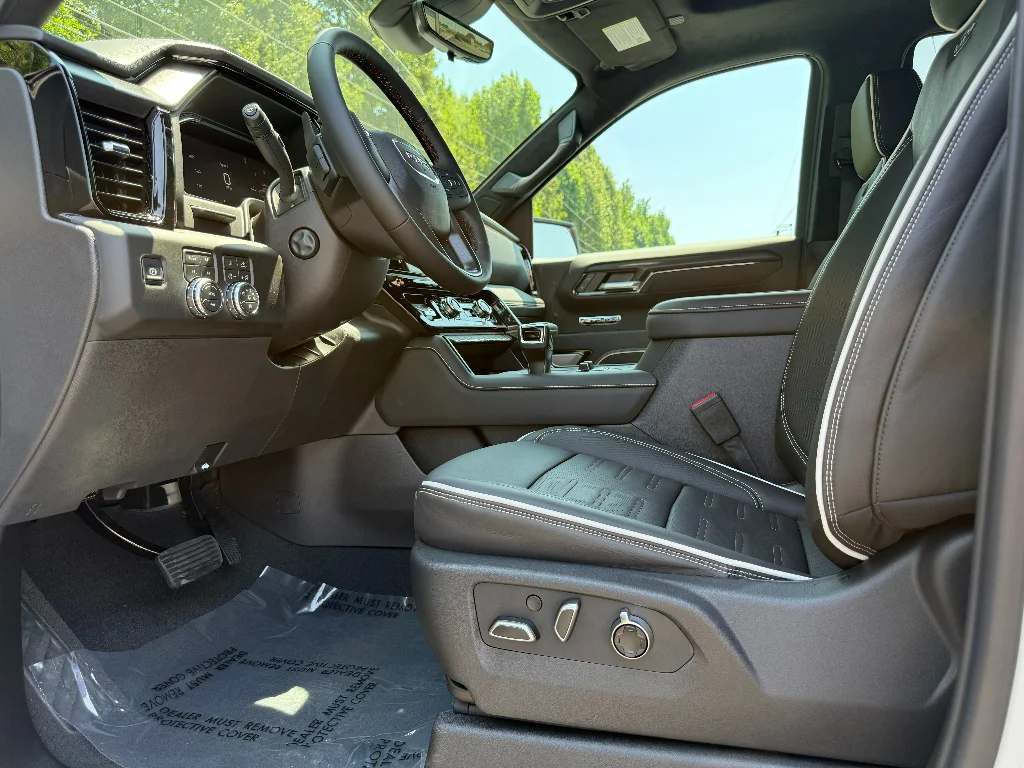 New 2026 Summit White GMC AT4X image 21
