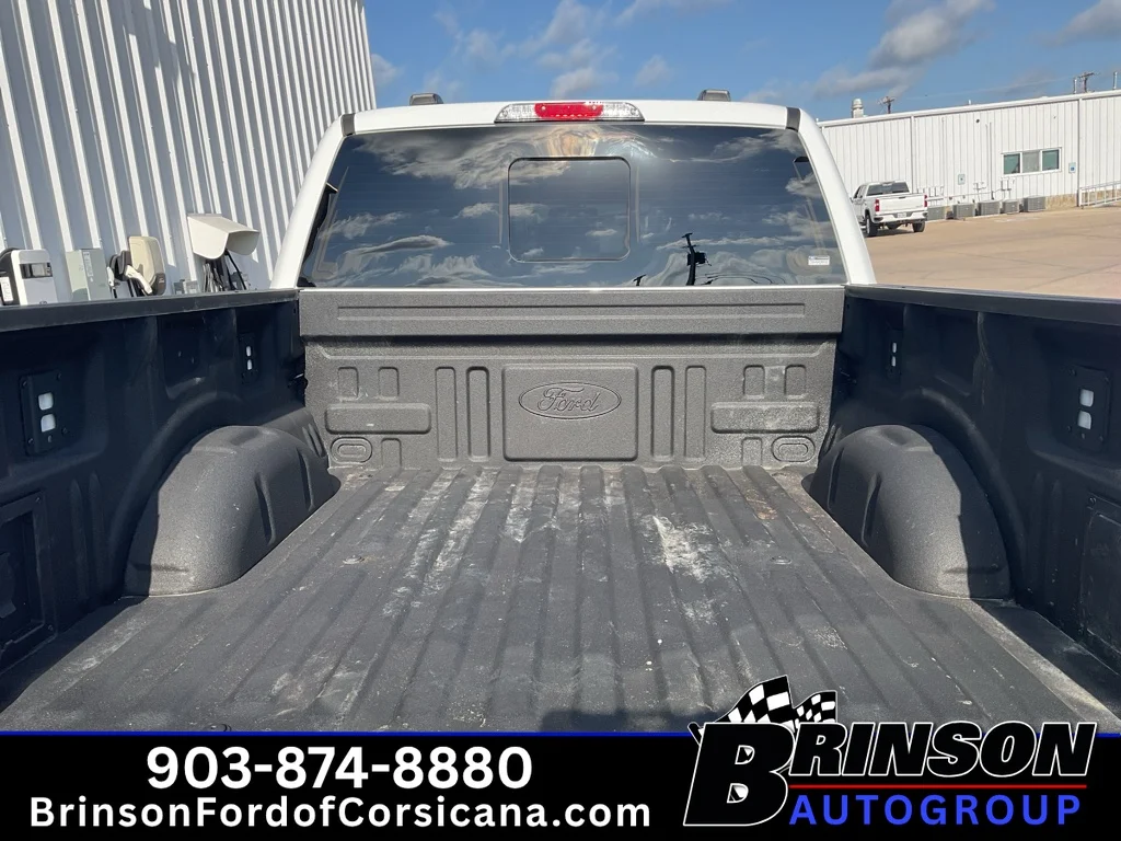 Used 2025 Oxford White Ford LARIAT image 9