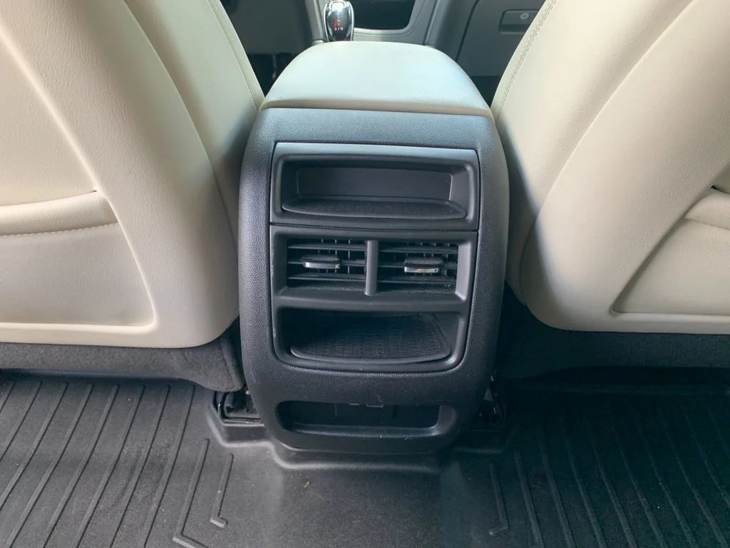 Used 2020 Gray Cadillac Sport image 15