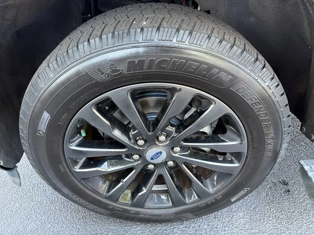 Used 2021 Silver Ford Limited image 11