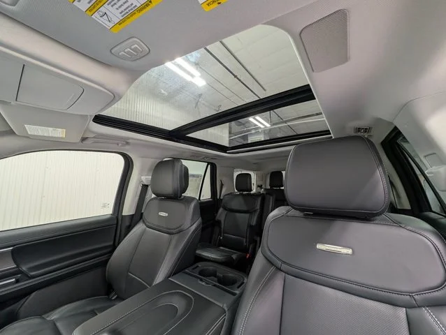 New 2027 Glacier Gray Metallic Tri-Coat Ford Platinum image 48