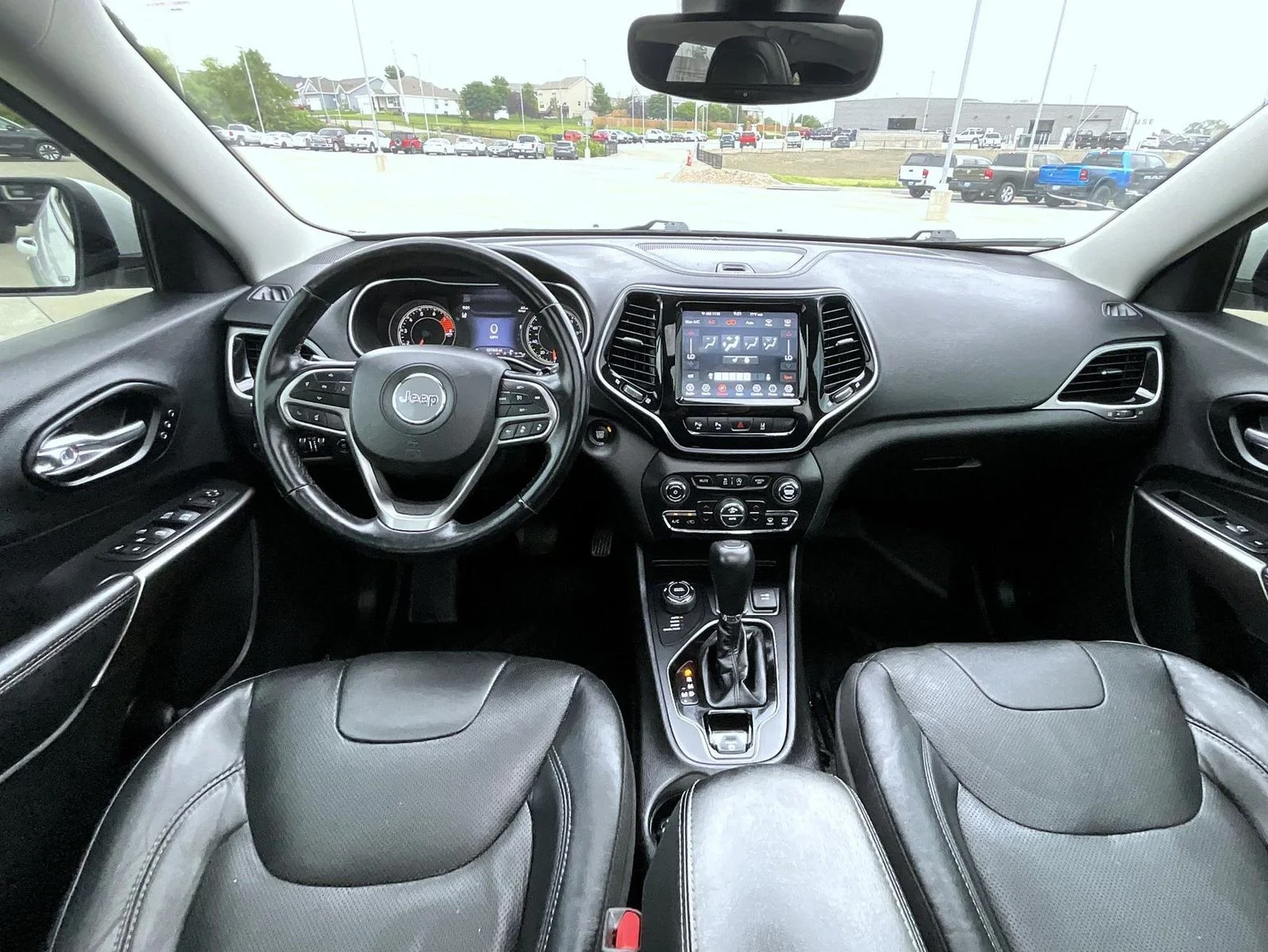 Used 2021 White Jeep Limited image 13