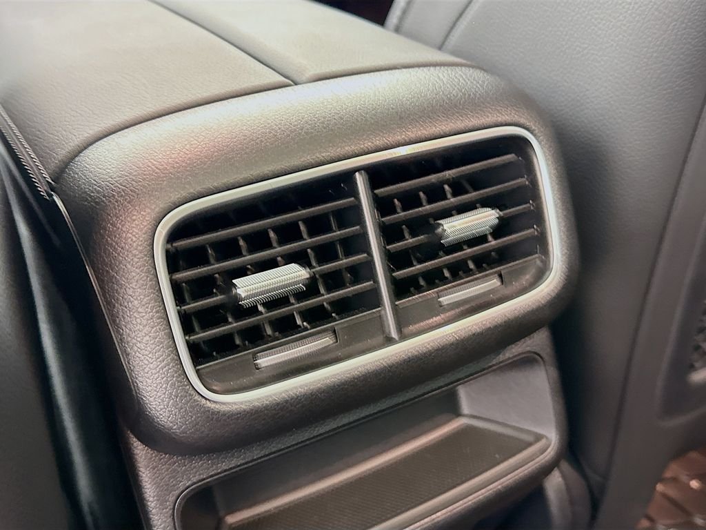 Used 2026 Black Mercedes-Benz GLE 450 image 27