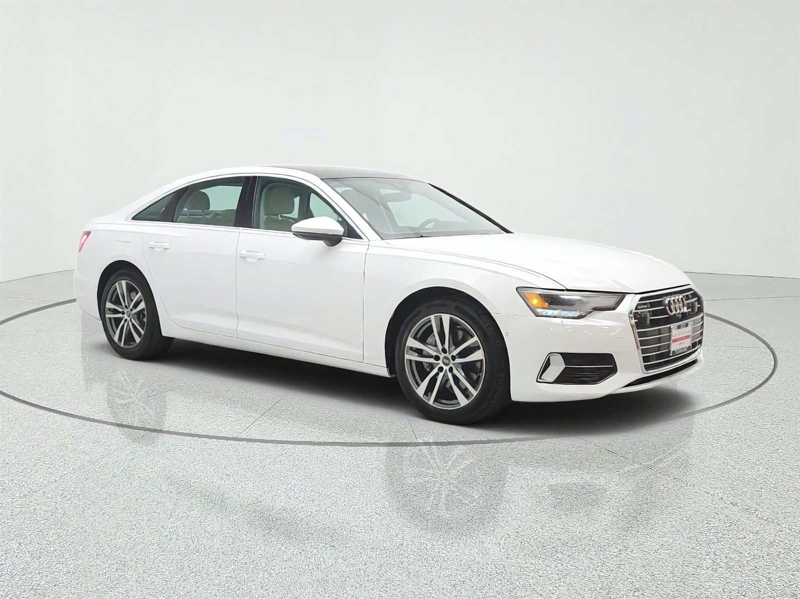 Used 2023 Ibis White Audi Premium image 3