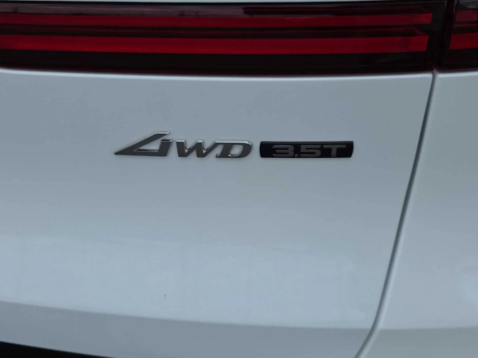 2026 GENESIS GV70 Sport Prestige - Photo 16