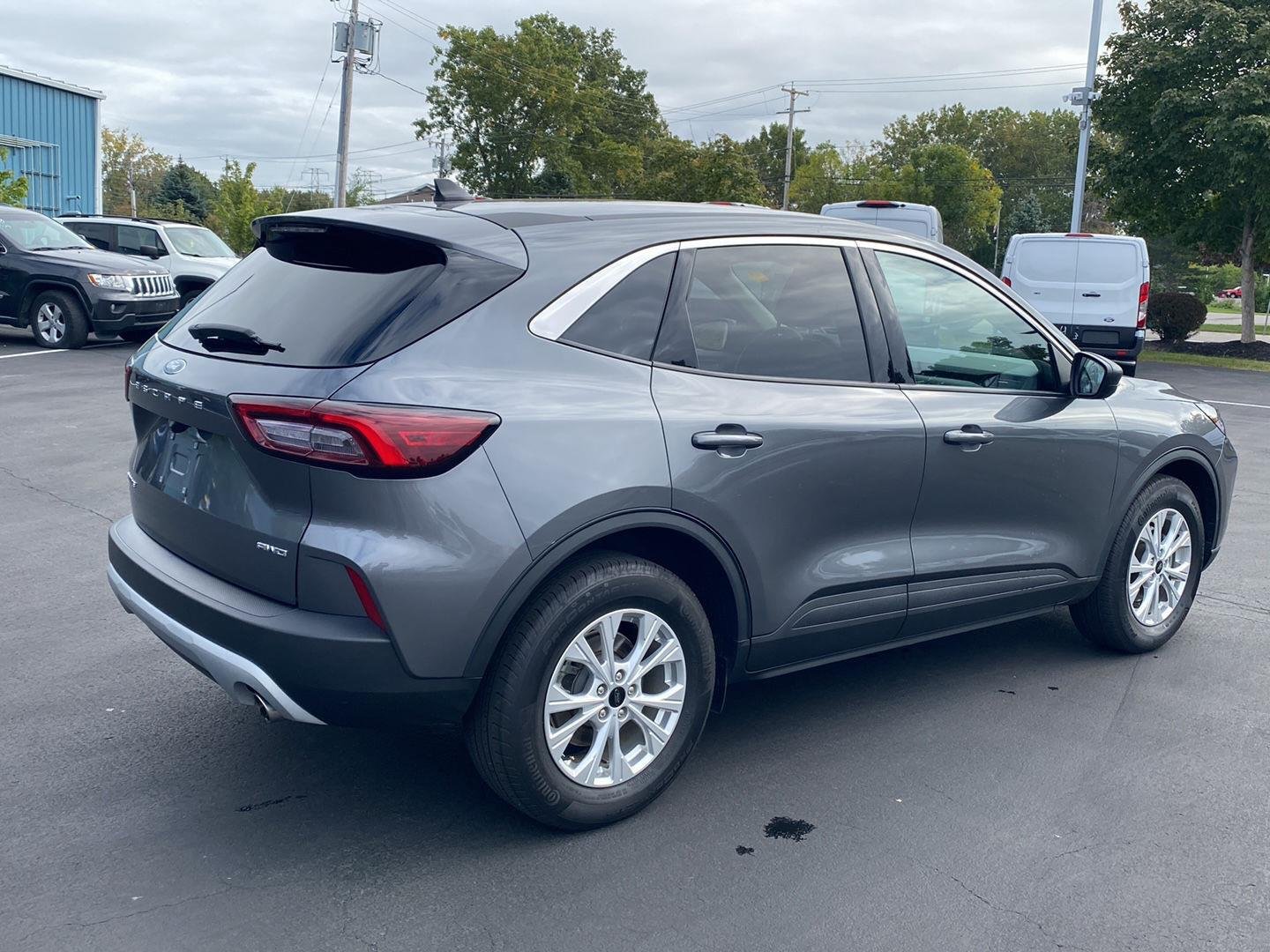 Used 2023 Carbonized Gray Ford Active image 10