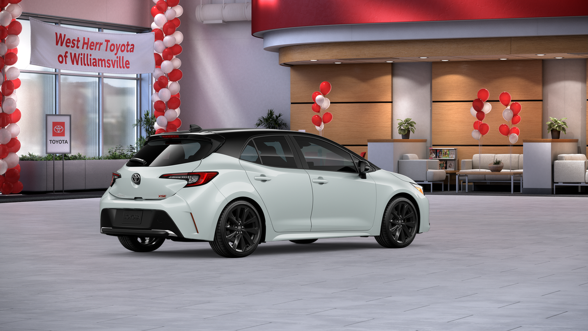 New 2026 Wind Chill Pearl with Midnight Black Metallic roof Toyota XSE image 10