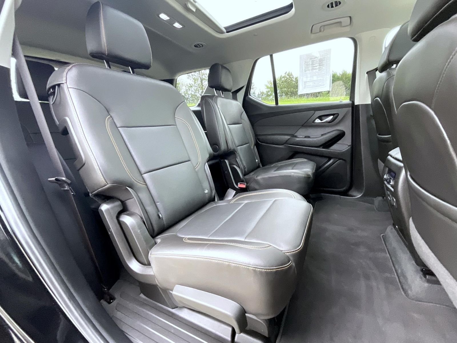 Used 2021 Black Chevrolet Premier image 22