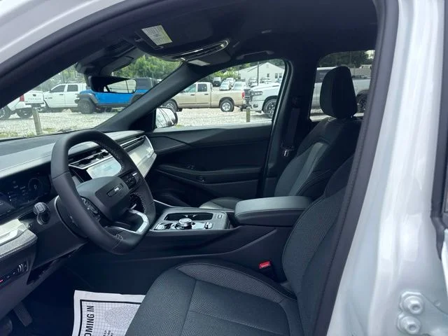 New 2026 Bright White Clearcoat Jeep Laredo image 13