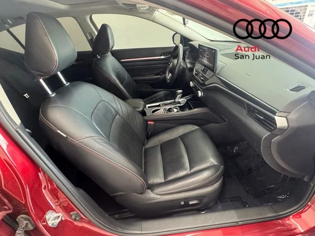 Used 2023 Red Nissan 2.5 SR image 27
