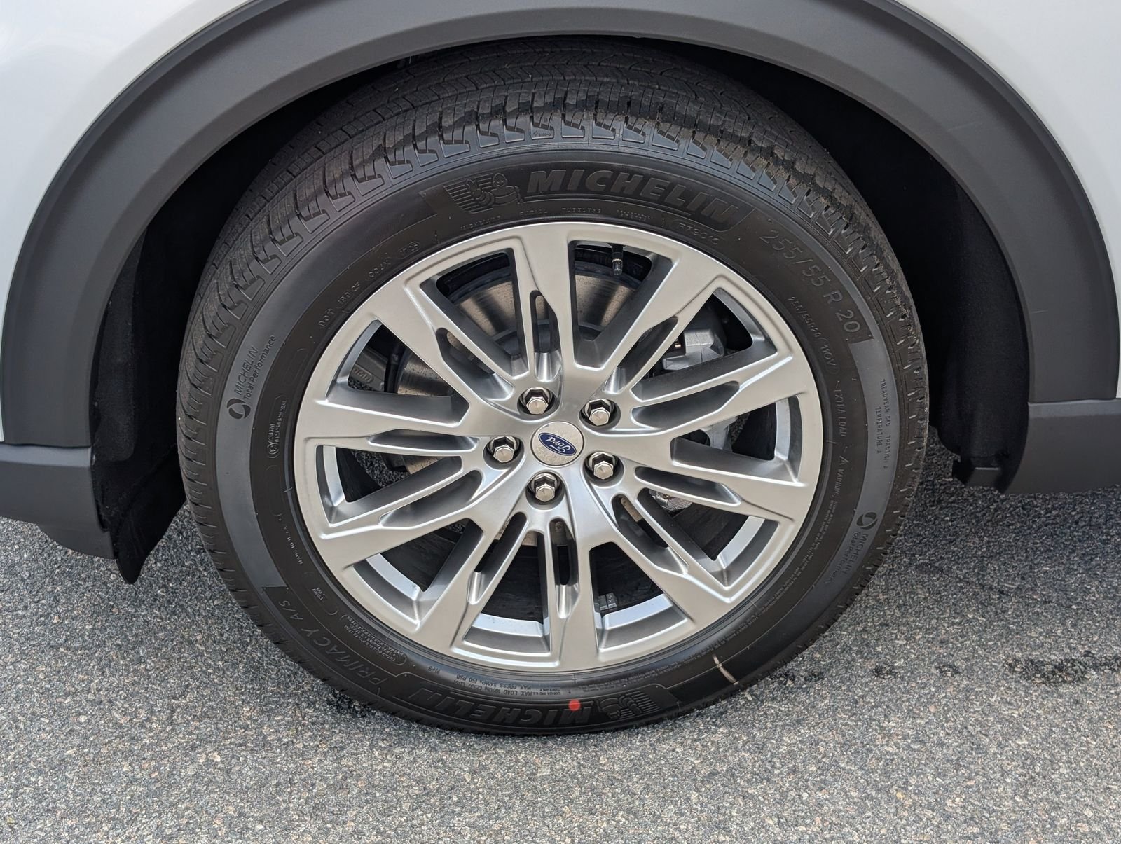 New 2026 Star White Metallic Tri-Coat Ford Platinum image 13