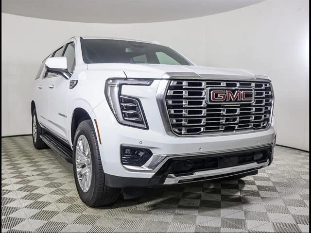 2025 GMC Yukon Denali 2WD's photo