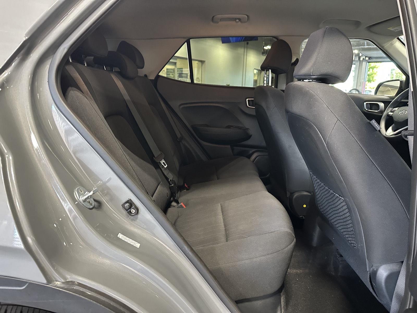 Certified Used 2022 Galactic Gray Hyundai SE image 4