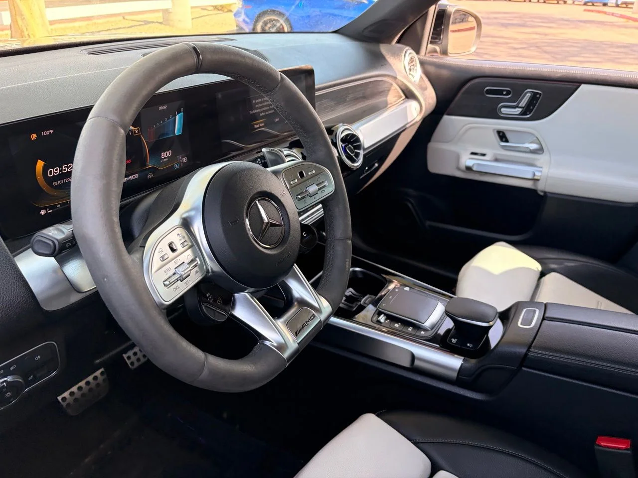 Used 2022 Night Black Mercedes-Benz GLB 35 AMGÂ® image 17