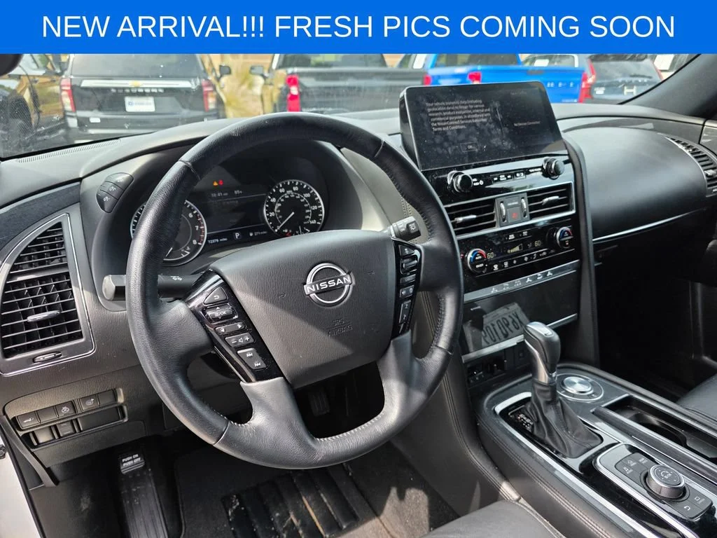 Used 2023 White Nissan SL 2WD image 8