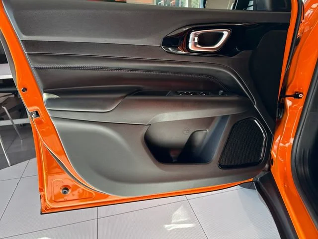 New 2026 Joose Jeep Latitude image 15