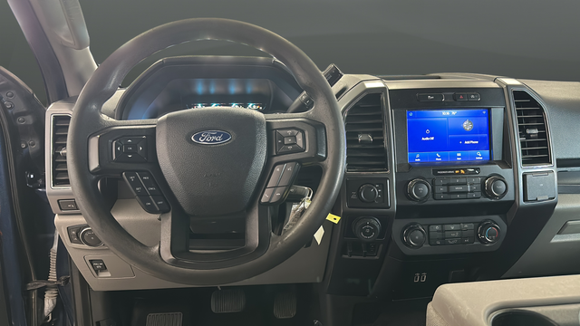 Used 2019 Blue Ford XLT image 11