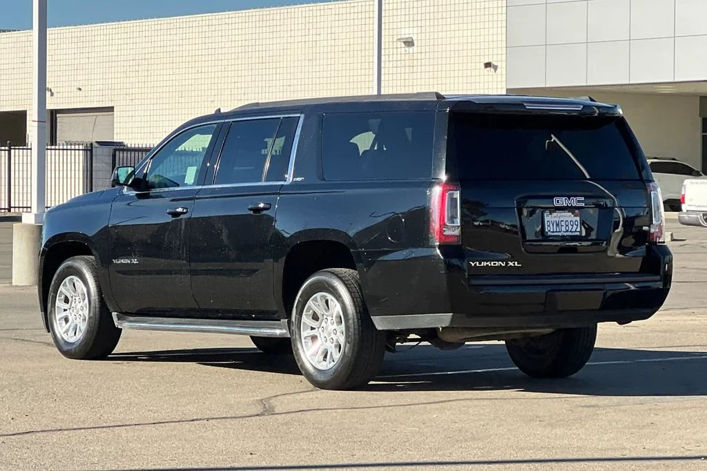 Used 2019 Black GMC SLT image 7