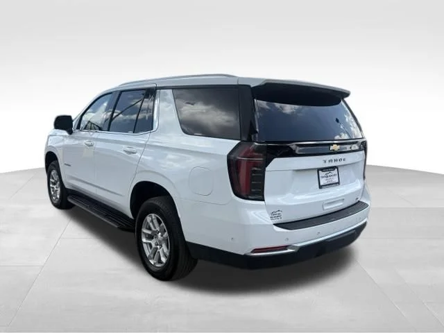Used 2025 White Chevrolet LT image 11