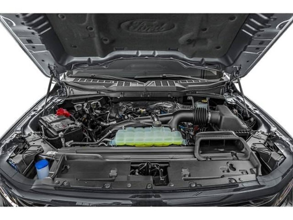 Used 2025  Ford XLT image 11