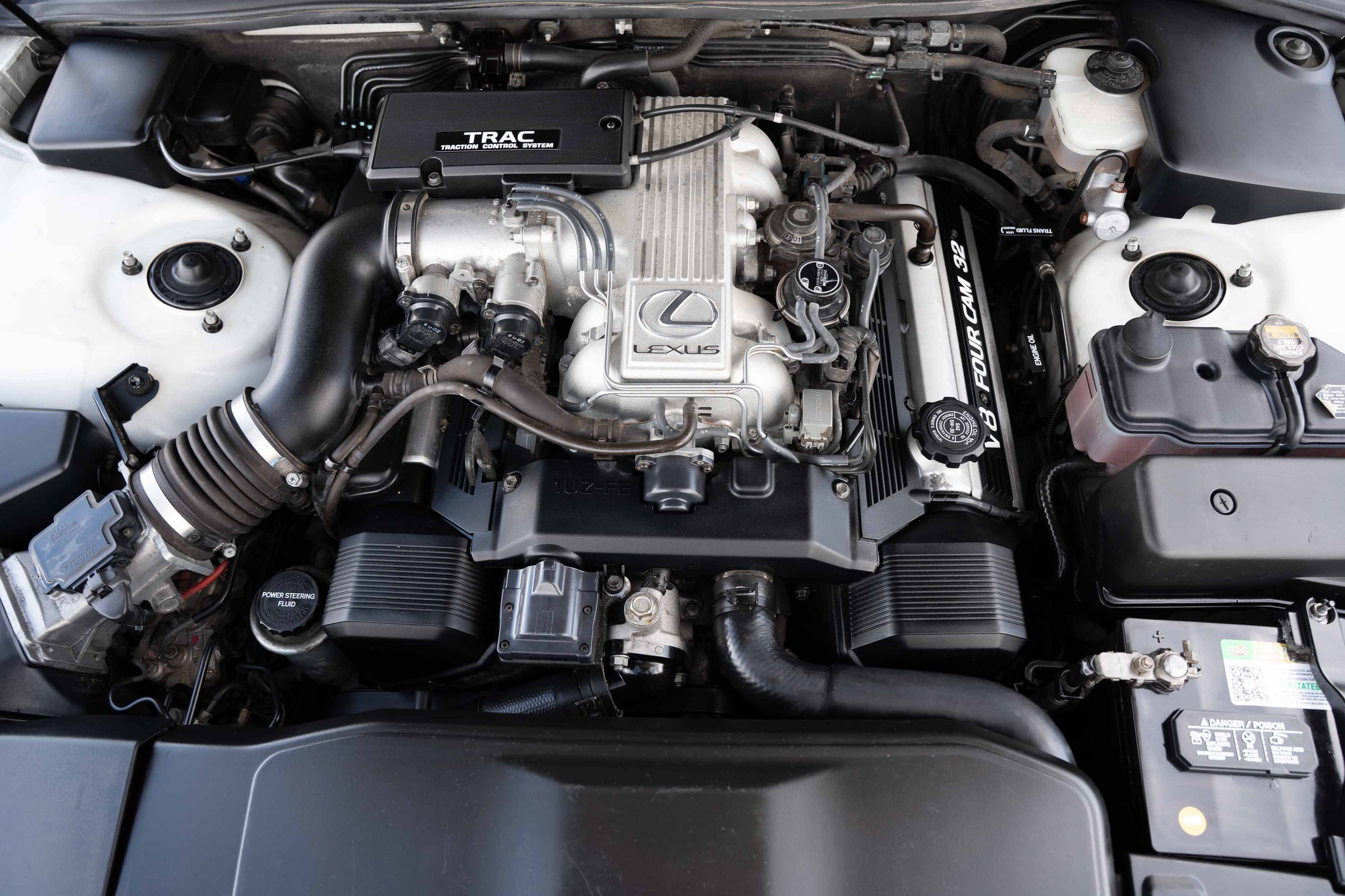 Used 1992 White Lexus 400 image 30
