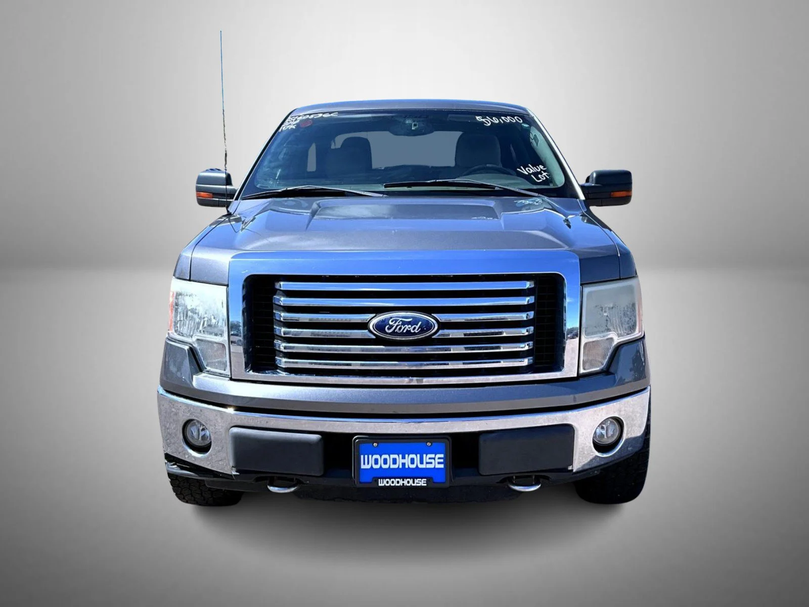 Used 2010 Gray Ford XL image 2