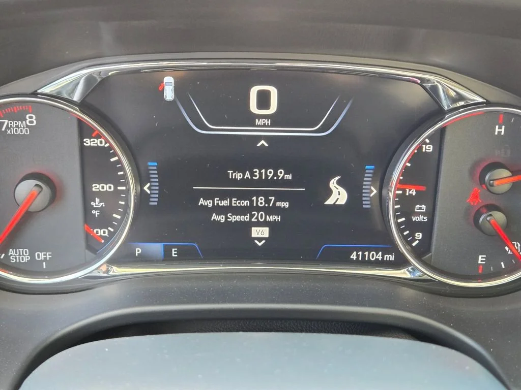 Used 2023 Light Stone Metallic GMC Denali image 22