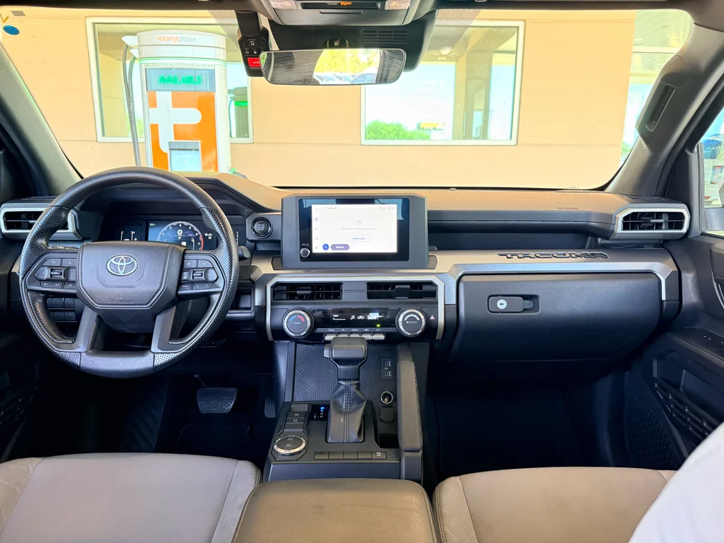 Used 2025 Ice Cap Toyota SR5 image 14