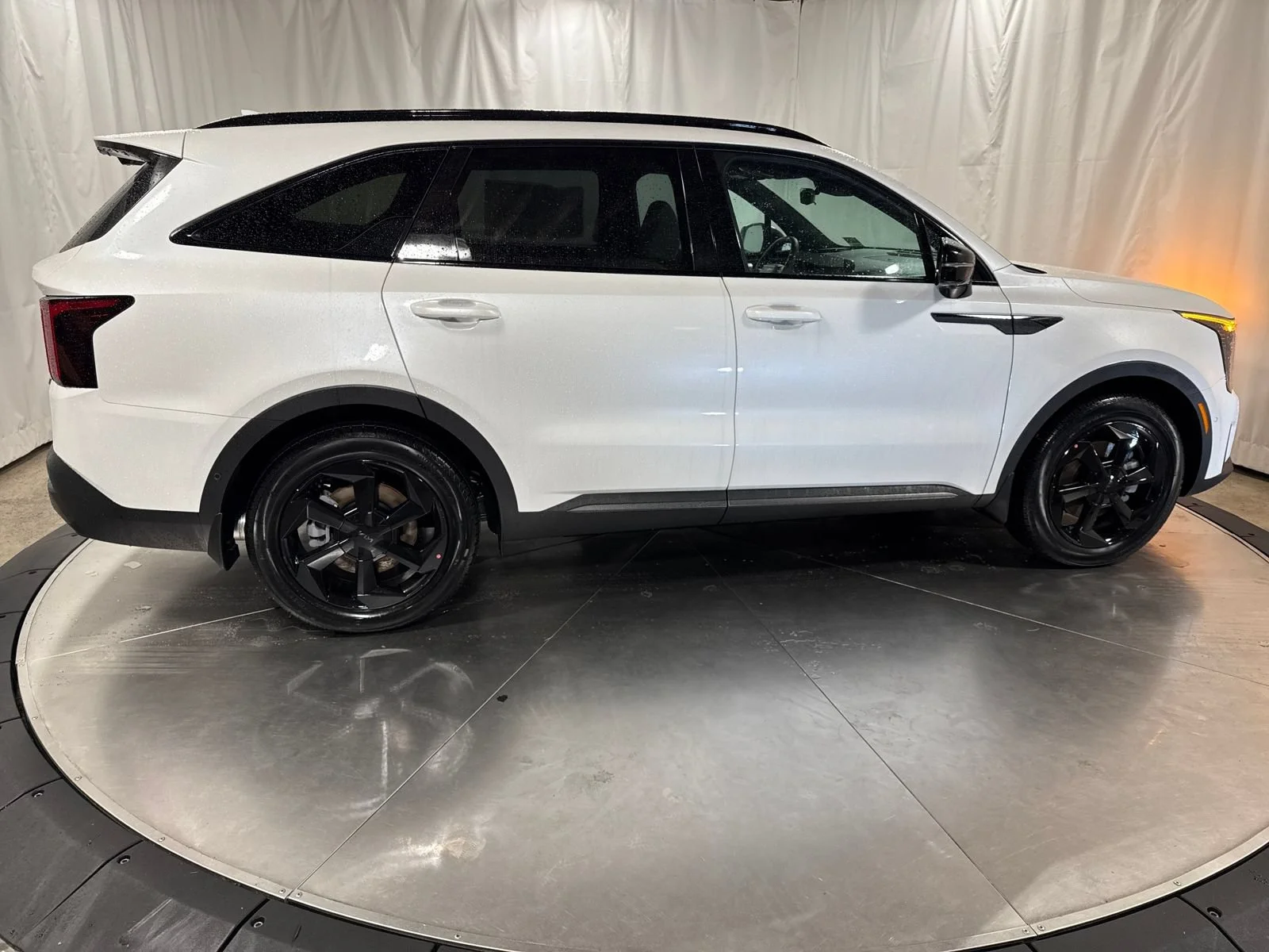 New 2026 Snow White Pearl Kia X-Line SX Prestige image 9