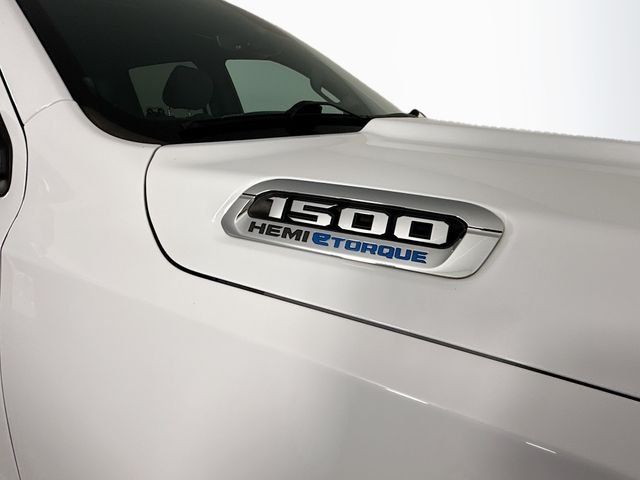 Used 2021 White Ram Big Horn/Lone Star image 36