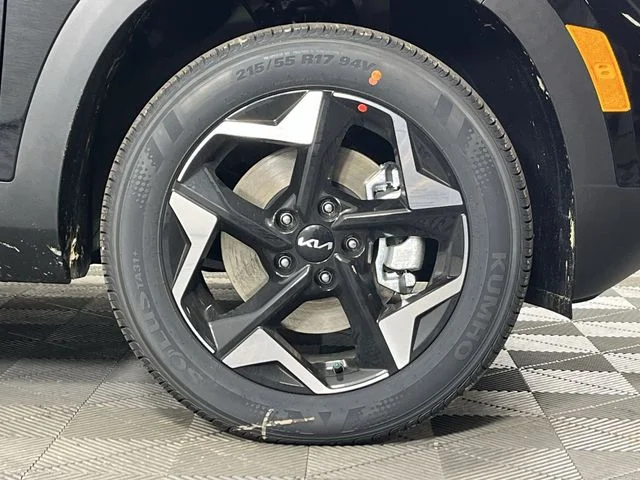 New 2026 Fusion Black Kia S image 10