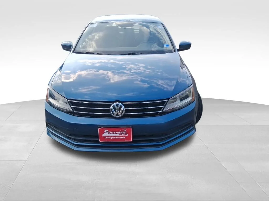 Used 2017 Blue Volkswagen 1.4T S image 2