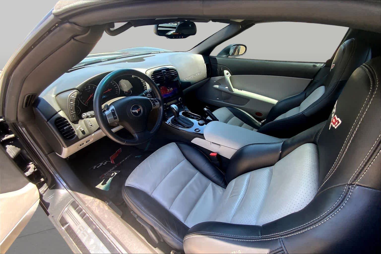 Used 2011 Cyber Gray Metallic Chevrolet Z16 Grand Sport w/3LT image 15