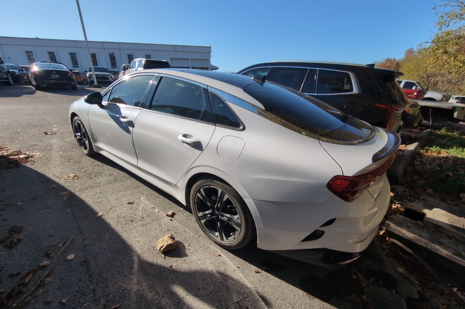 Used 2023 White Kia GT-Line image 8
