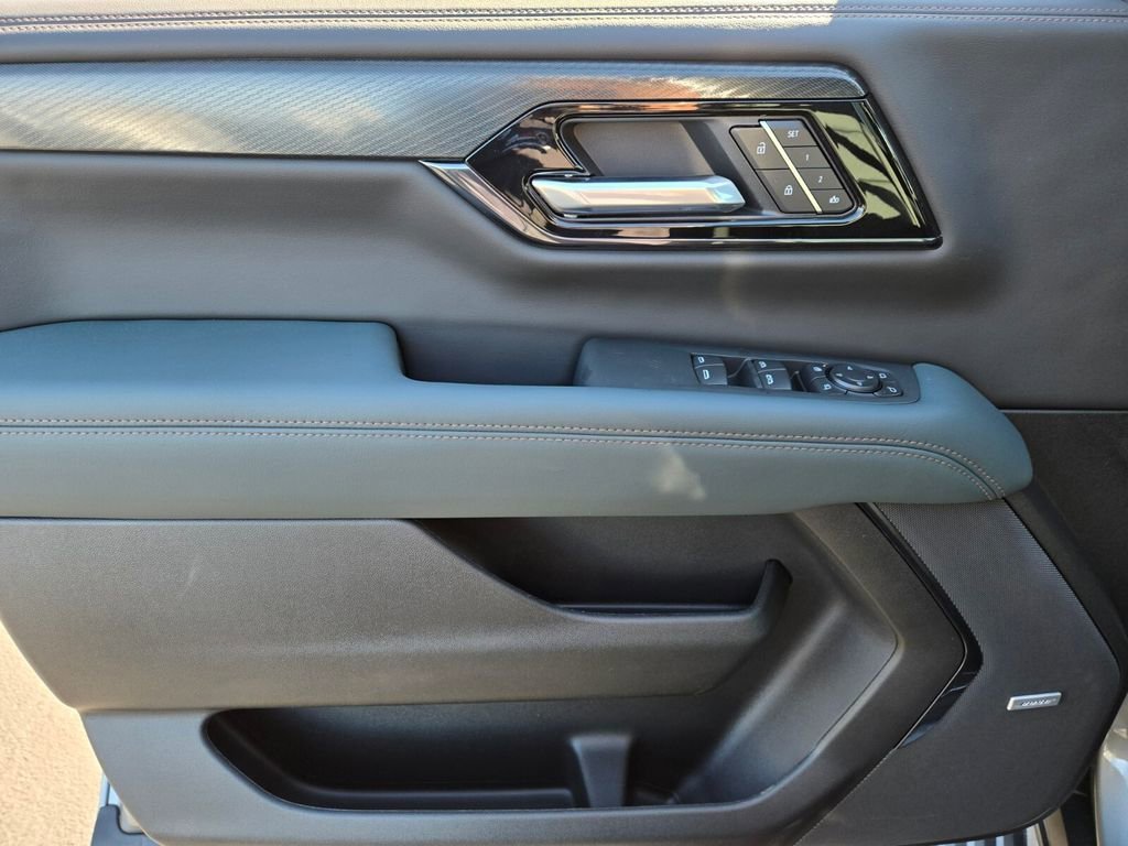New 2026 Sterling Metallic GMC AT4 image 12