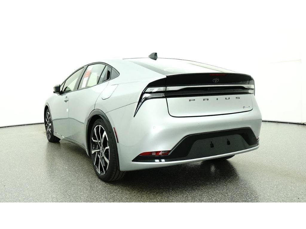 New 2026 Cutting Edge Toyota XSE image 22