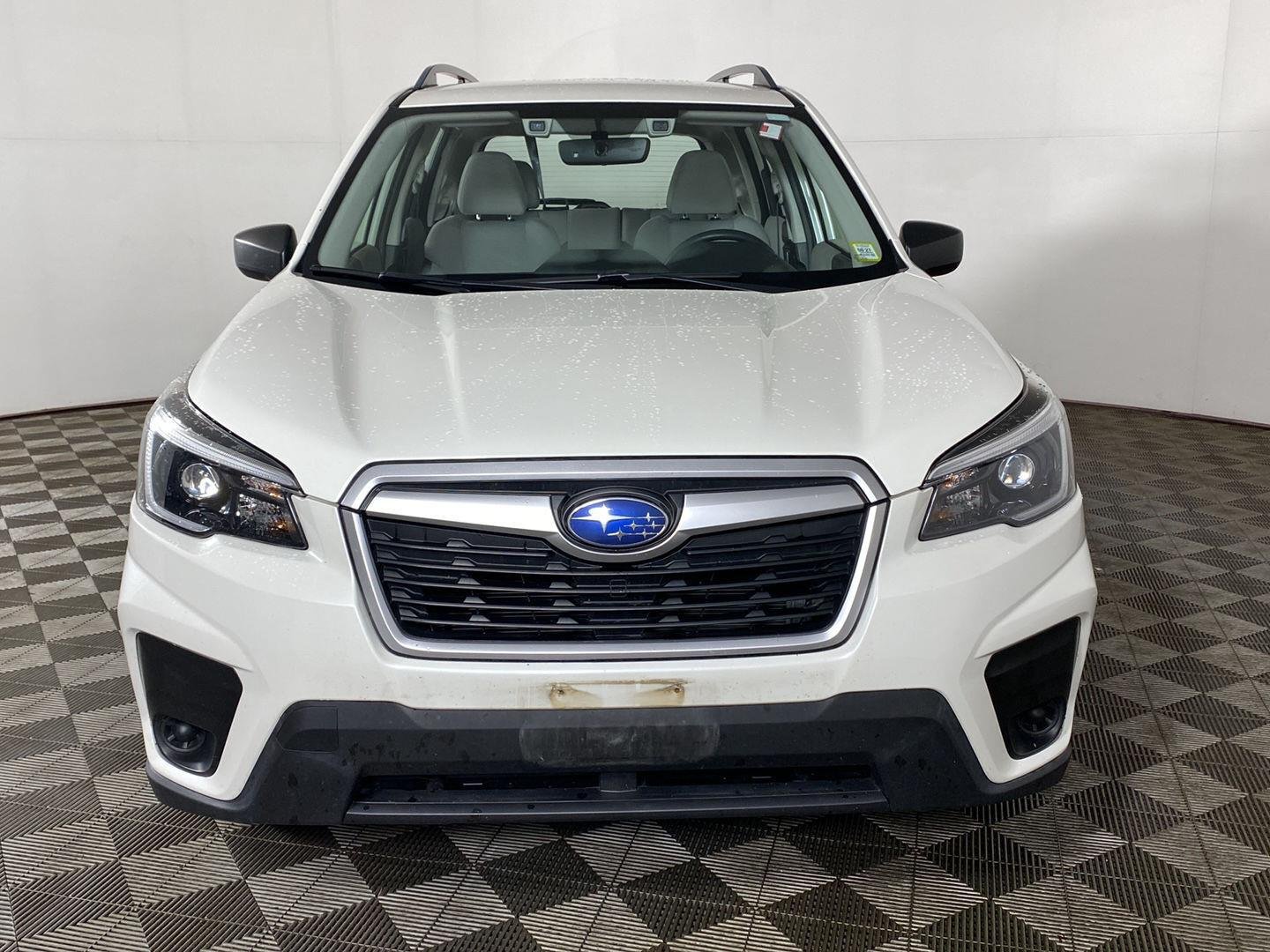 Used 2021 Crystal White Pearl Subaru Base image 11