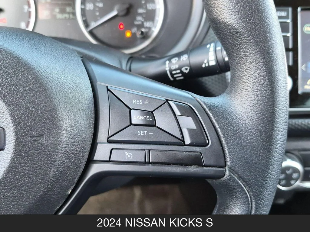 Used 2024 White Nissan S image 18