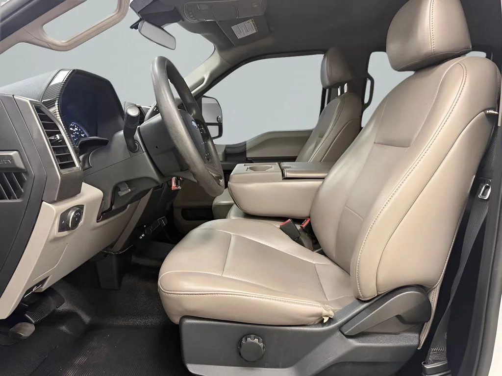 Used 2020 White Ford XL image 12