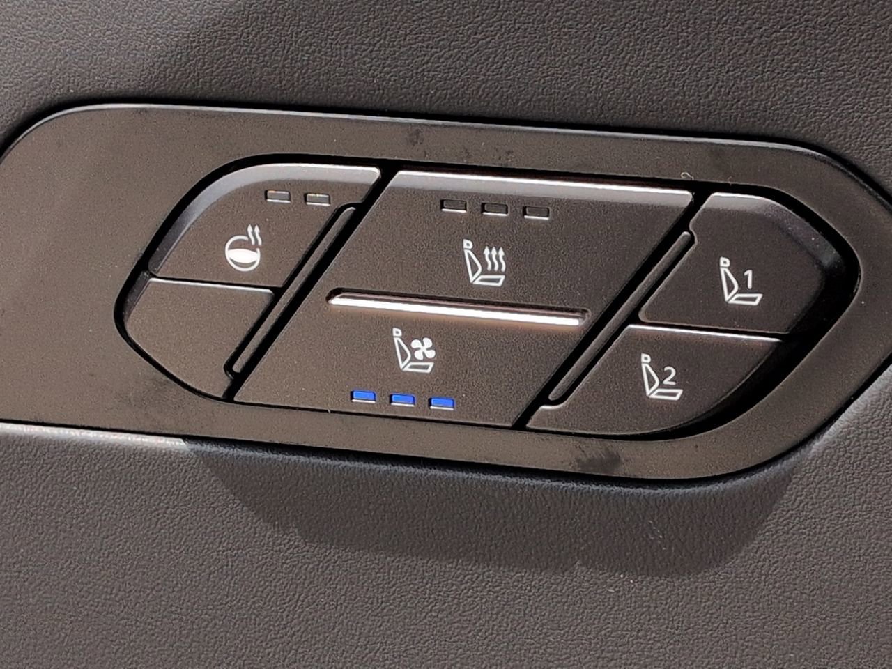 New 2027 Ebony Black Kia X-LINE SX image 24