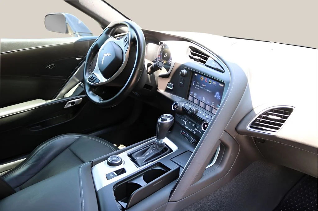 Used 2019 Black Chevrolet Stingray image 15