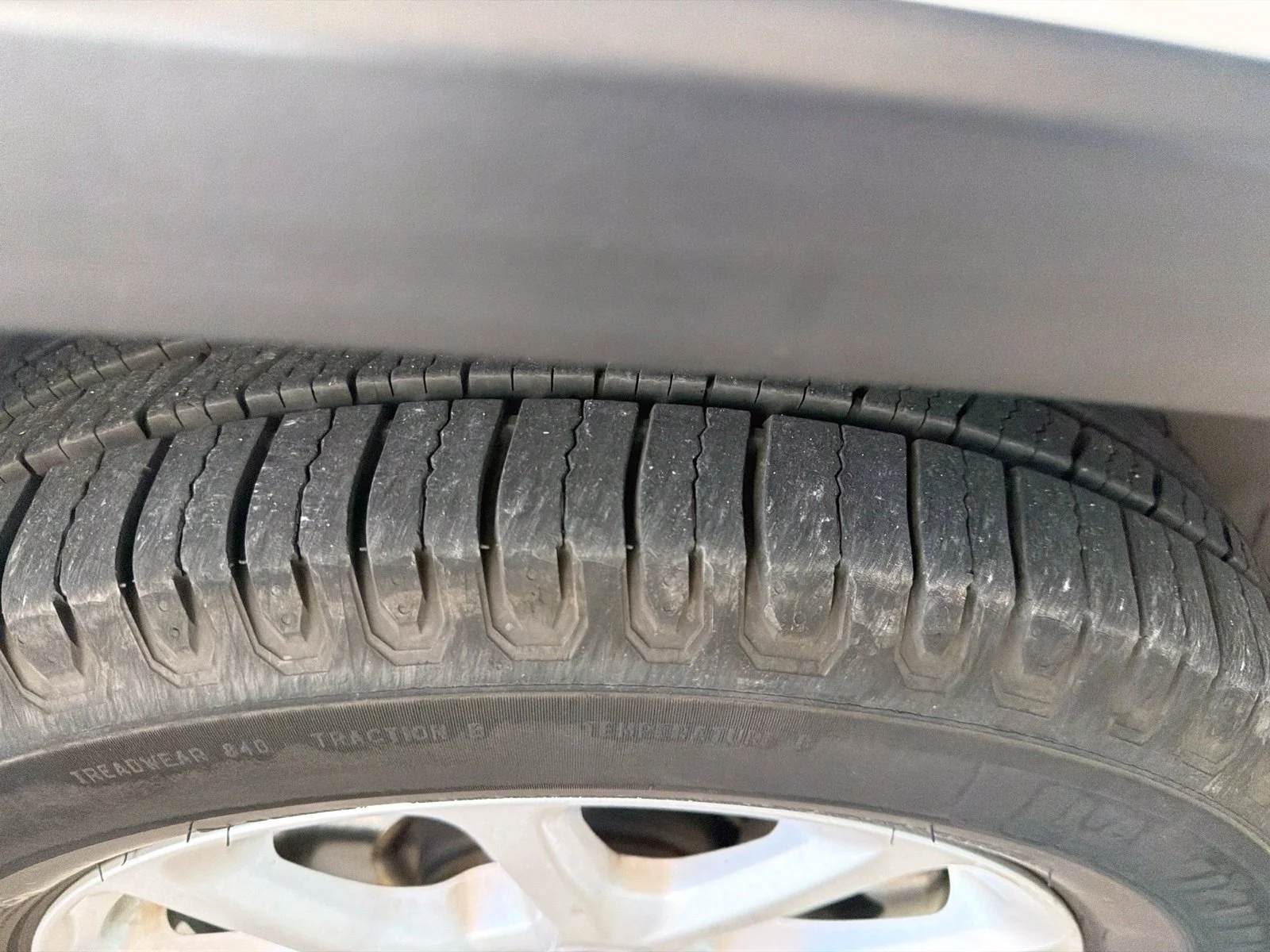 Used 2016 White Jeep Latitude image 24