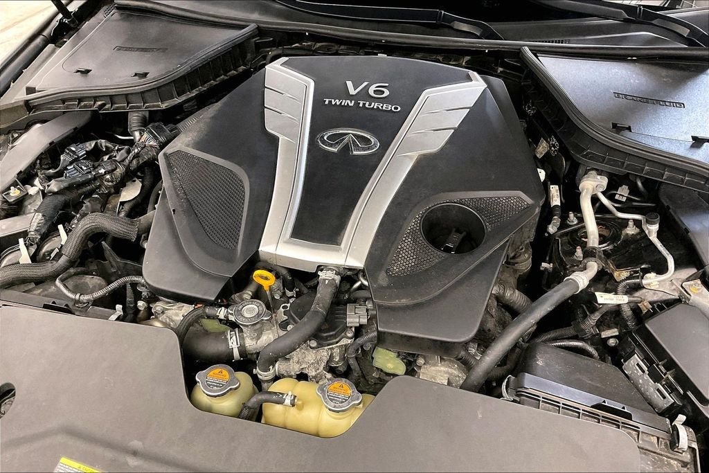 Used 2018 Black INFINITI 3.0t LUXE image 38
