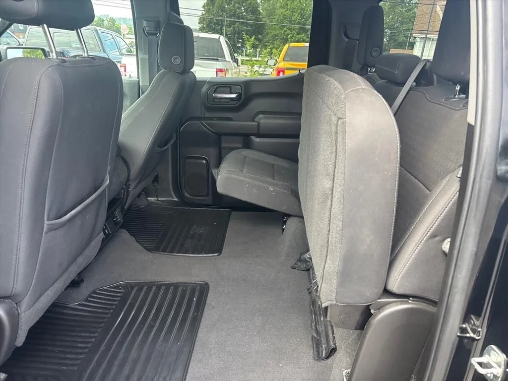 Used 2024 Black Chevrolet Custom image 19