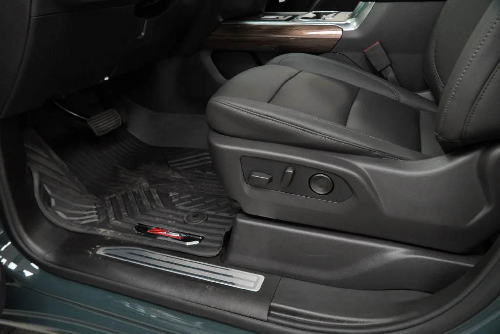 New 2026 Cypress Gray Chevrolet LT image 30