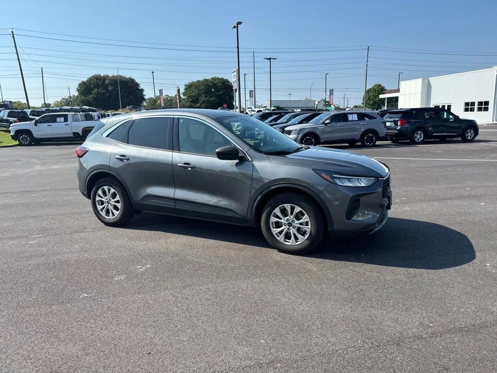 Used 2024 Gray Ford Active image 18