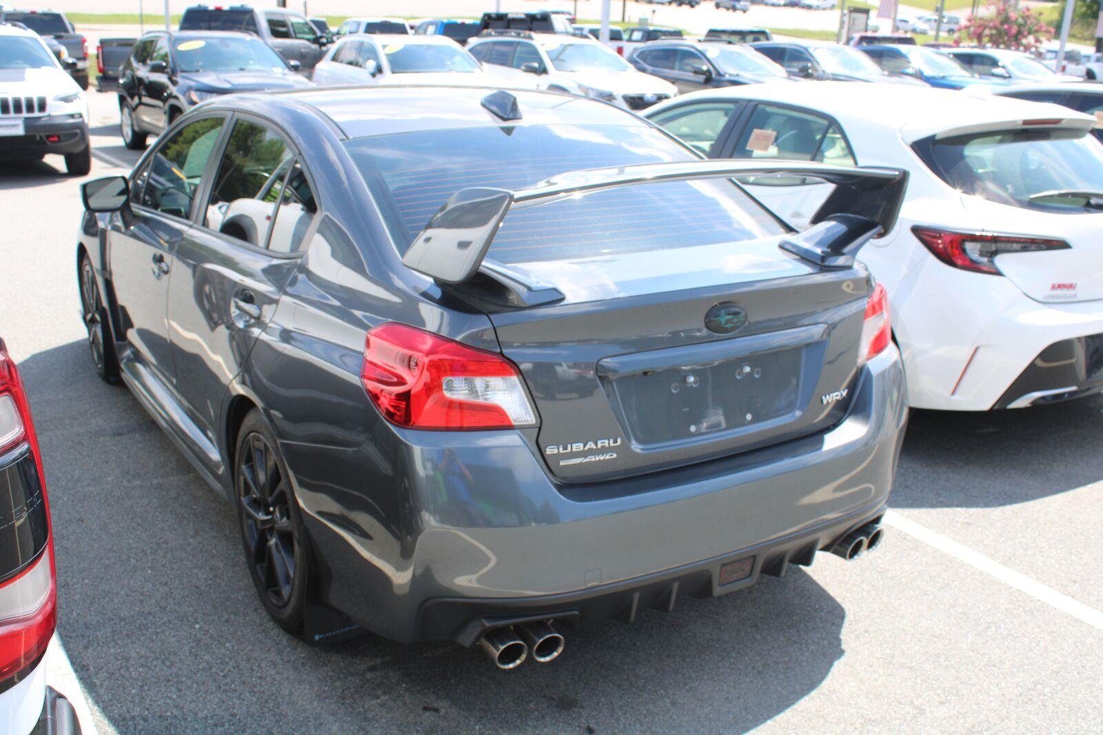 Used 2020 Magnetite Gray Metallic Subaru Premium image 7