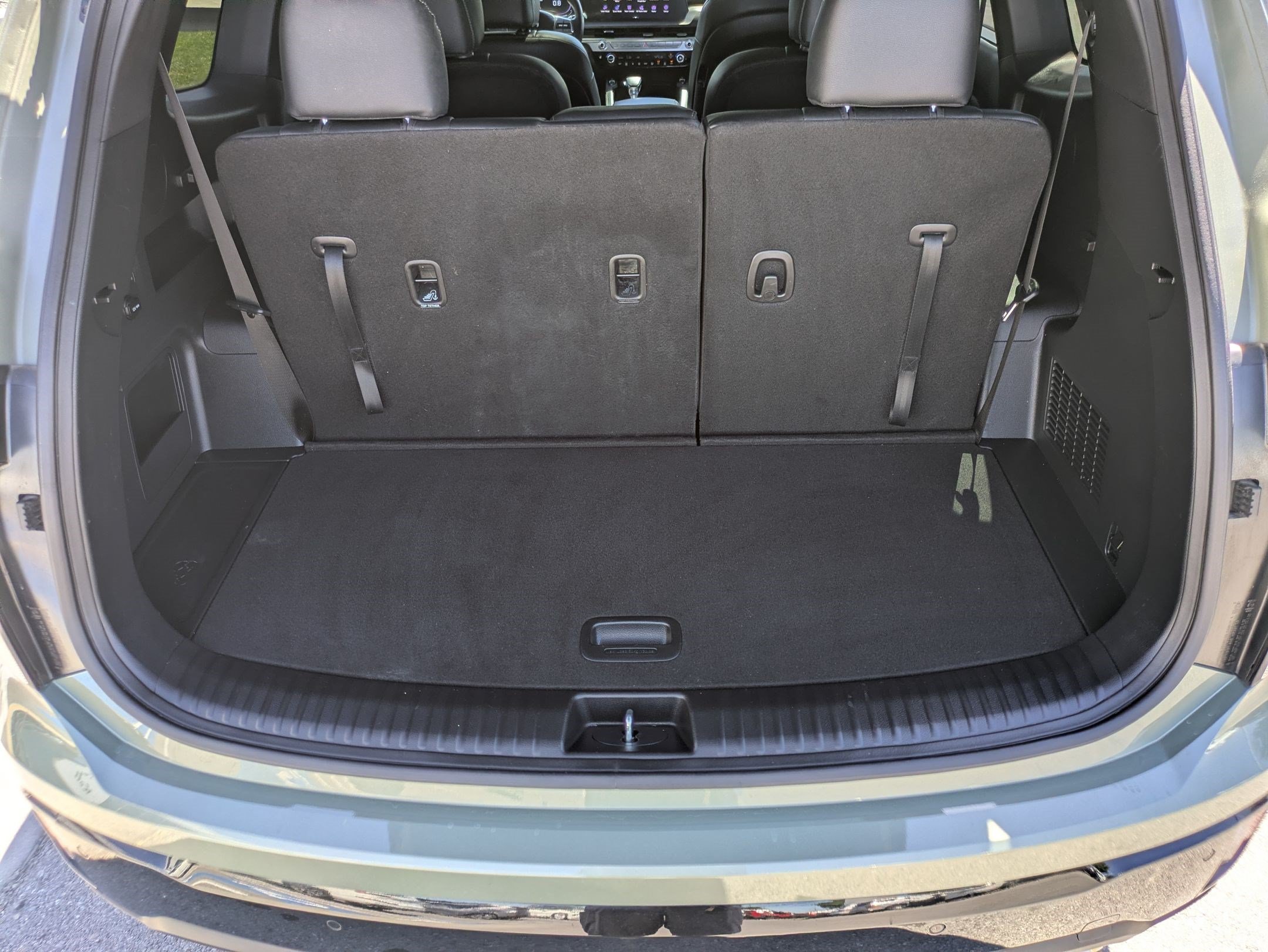 Used 2025 Jungle Green Kia EX X-Line image 32