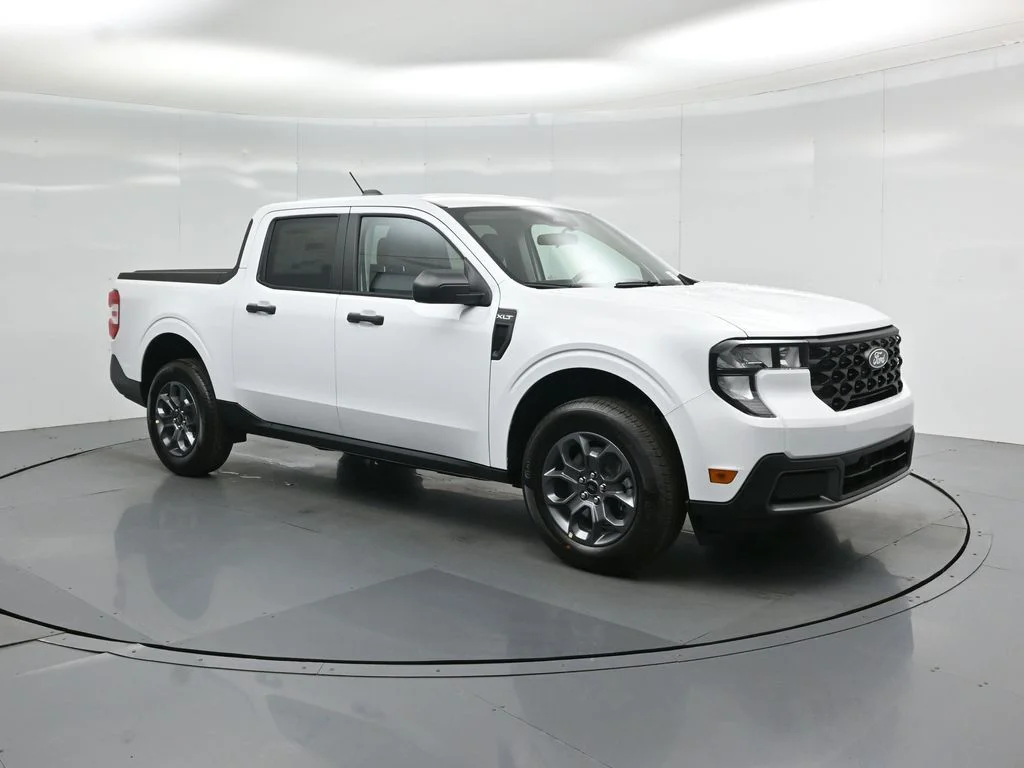 New 2026 White Ford XLT image 20