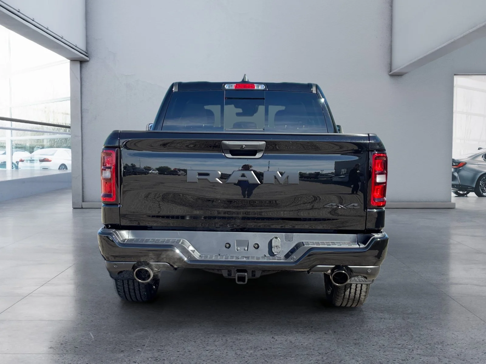 New 2027 Diamond Black Crystal Pearl Ram Express image 4
